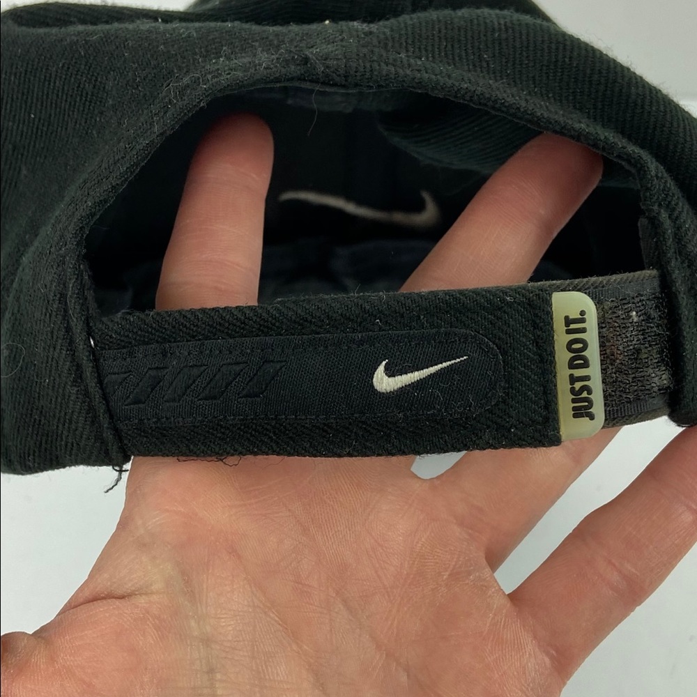 Nike Black Baseball Cap White Swoosh Hat Snapback - Picture 10 of 10